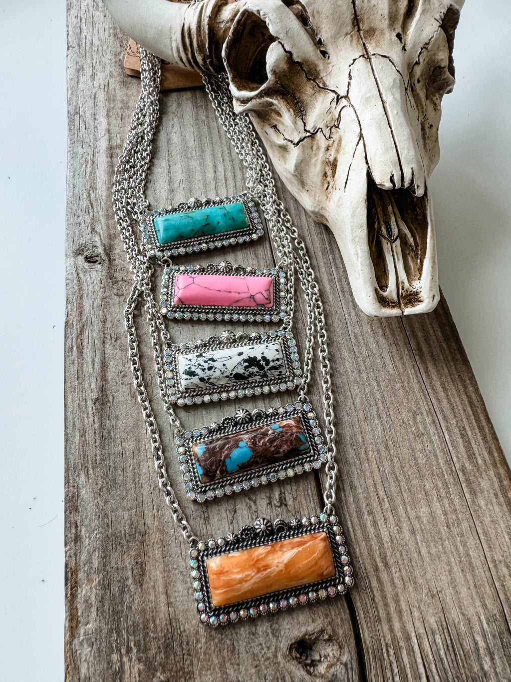 Western Semi Stone Bar Necklace - with Rhinestone edge