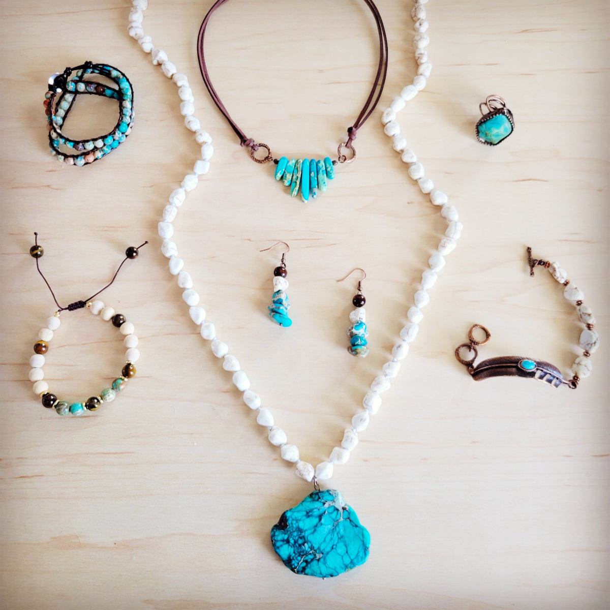 **Long White Turquoise Beaded Necklace w/ Genuine Regalite Pendant 263c