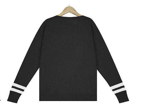 Loose pullover letter jacquard knit sweater