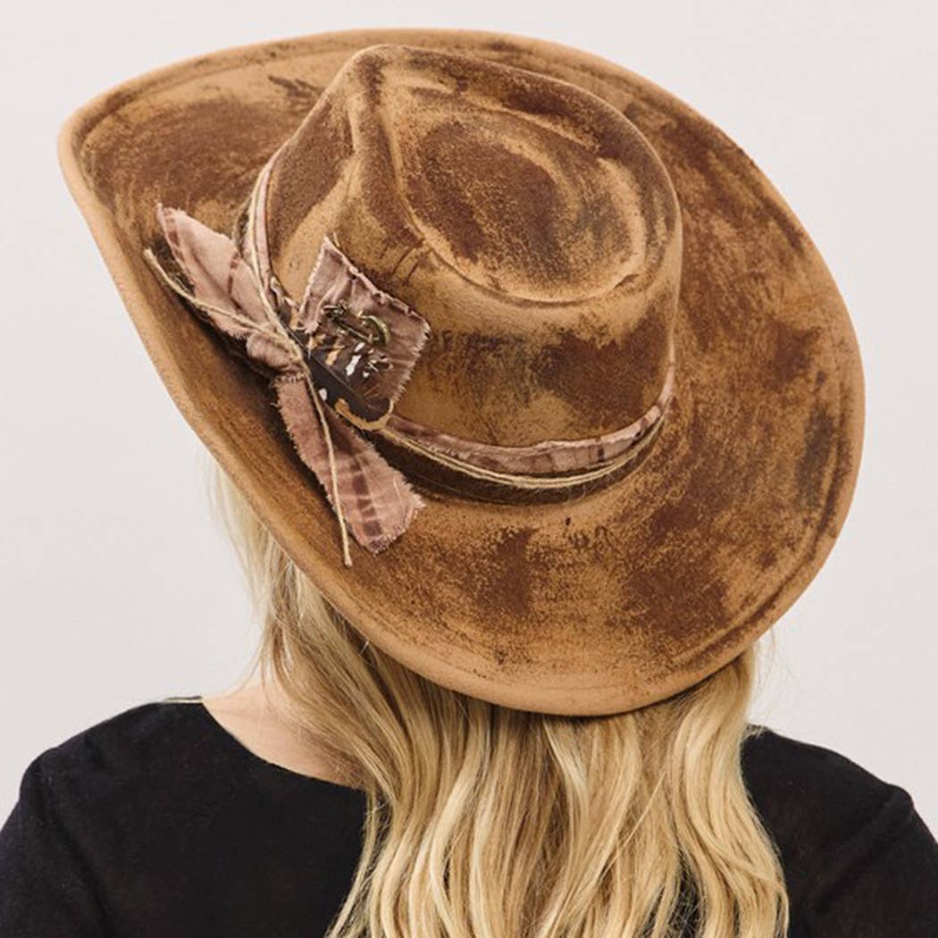Women's Shapeable Cowgirl Fedora Hat – Feather & Distressed Band, Retro Charm