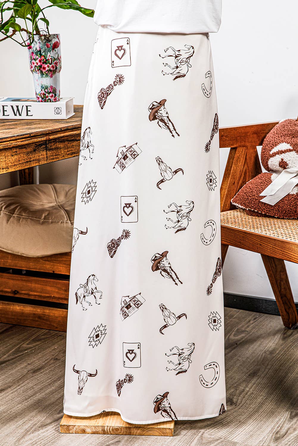 Fashion-W Western Print Satin Long Skirt